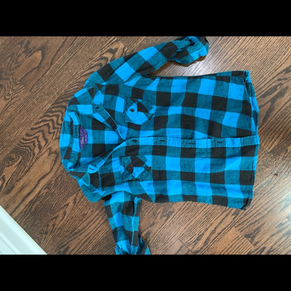 Plaid top